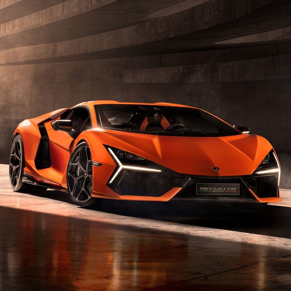 2024-Lamborghini-Revuelto