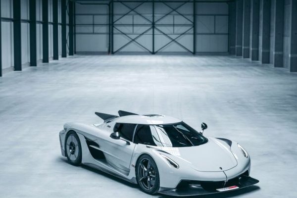 koenigsegg jesko absolut