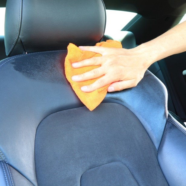 how to wash car seat