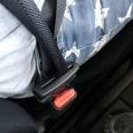 how to untwist car seat belt