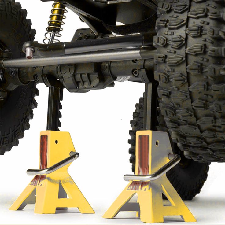 where to put jack stands under car