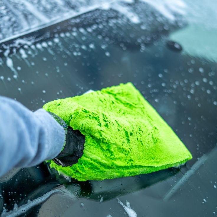 how to clean car windows