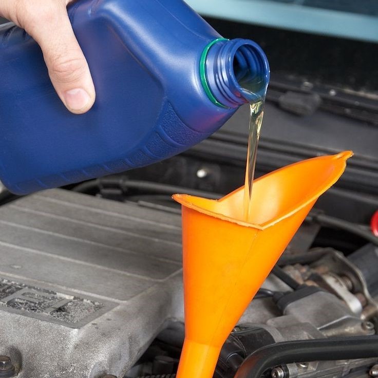 how much oil to add to car